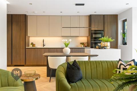 3 bedroom flat for sale, Marius Road, London