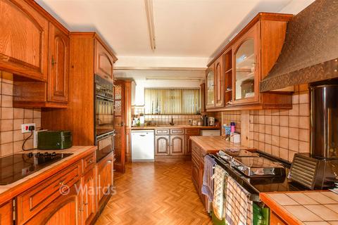 3 bedroom character property for sale, Cradducks Lane, Staplehurst, Tonbridge, Kent