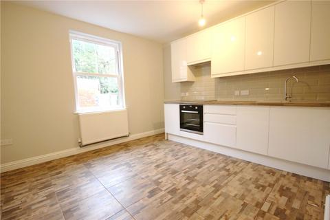 2 bedroom end of terrace house to rent, High Street, Rushden NN10
