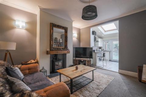 3 bedroom terraced house for sale, Waverley Terrace, Halifax