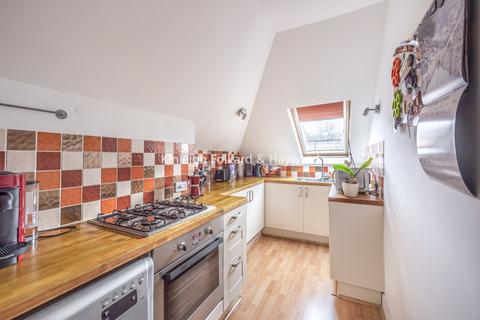 2 bedroom flat to rent, Ridge Road, Crouch End, London, N8