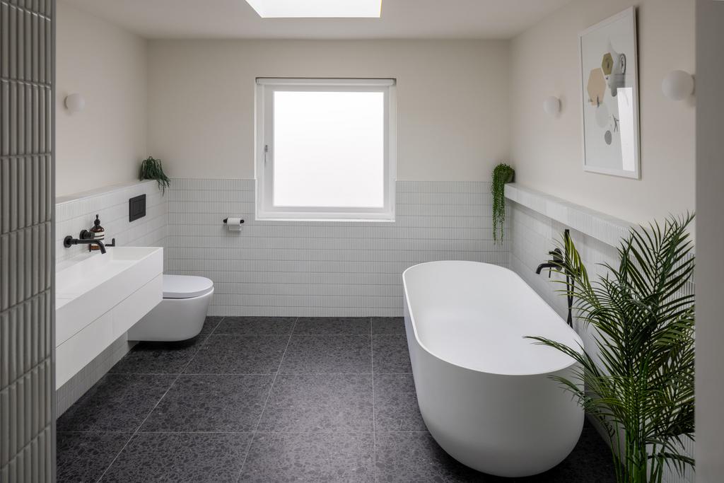 321436 tmh 7 sea view terrace margate ct9 5 bj...