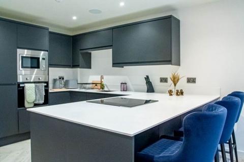 3 bedroom house to rent, Cliff Oaks , Leeds, West Yorkshire