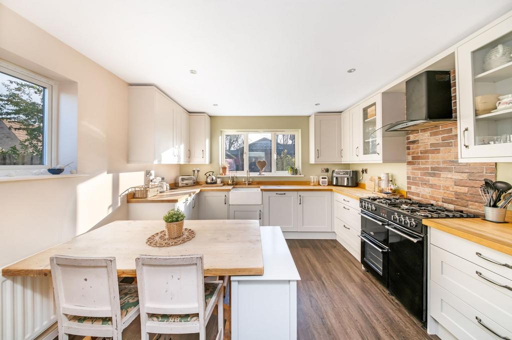 Open plan dining kitchen
