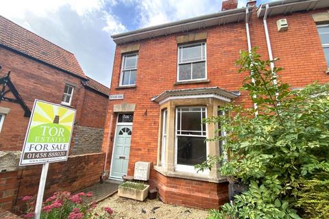 3 bedroom end of terrace house to rent, Norbins Road, Glastonbury