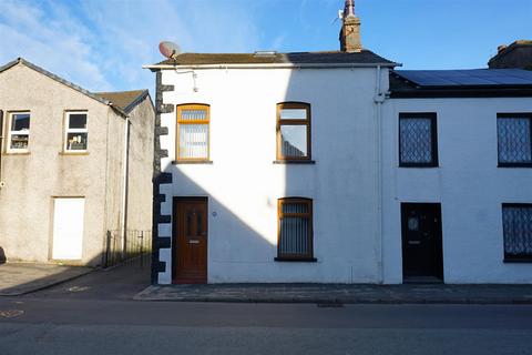 3 bedroom end of terrace house to rent, Holborn Hill, Millom