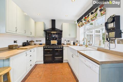3 bedroom detached bungalow for sale, Greenways, Stafford ST19