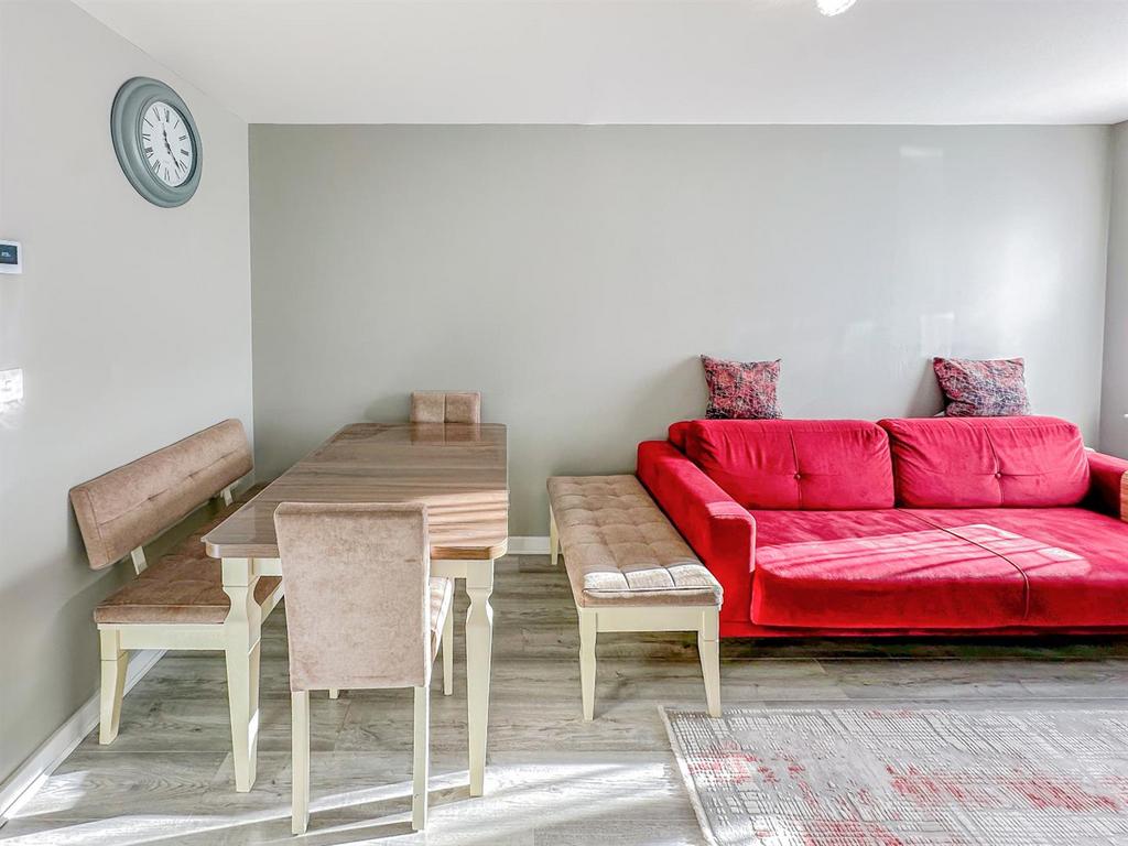 Lounge Dining Room