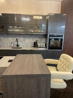 3 bedroom flat to rent, 66 LEXUM GARDENS, W8 5