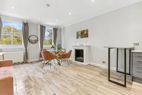 3 bedroom flat to rent, Stanhope Gardens, London SW7
