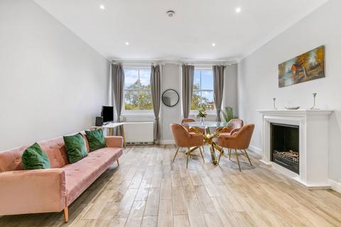 3 bedroom flat to rent, Stanhope Gardens, London SW7