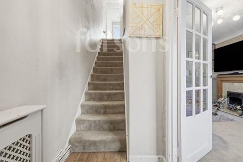 3 bedroom terraced house for sale, Bryanston Road, Tilbury, RM18