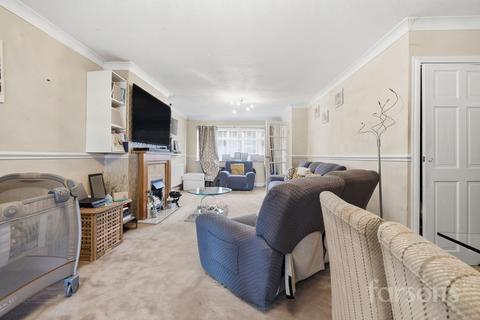 3 bedroom terraced house for sale, Bryanston Road, Tilbury, RM18