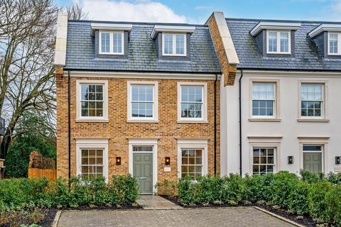 4 bedroom semi-detached house for sale, Langham Place, Winchester, SO22