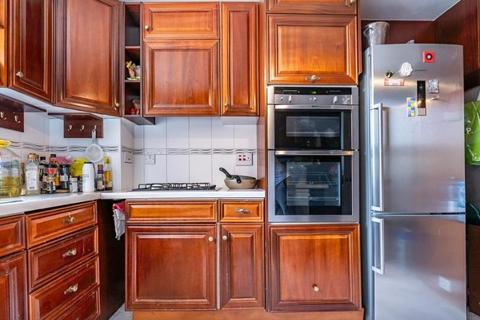 3 bedroom apartment to rent, Harewood Avenue, London NW1