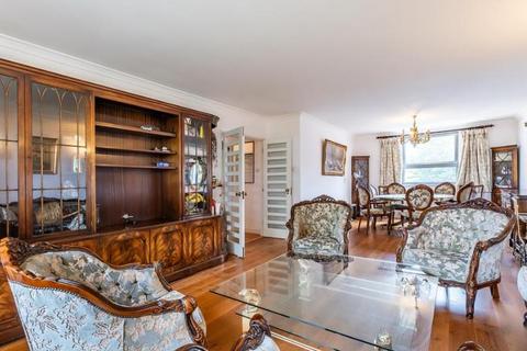 3 bedroom apartment to rent, Harewood Avenue, London NW1