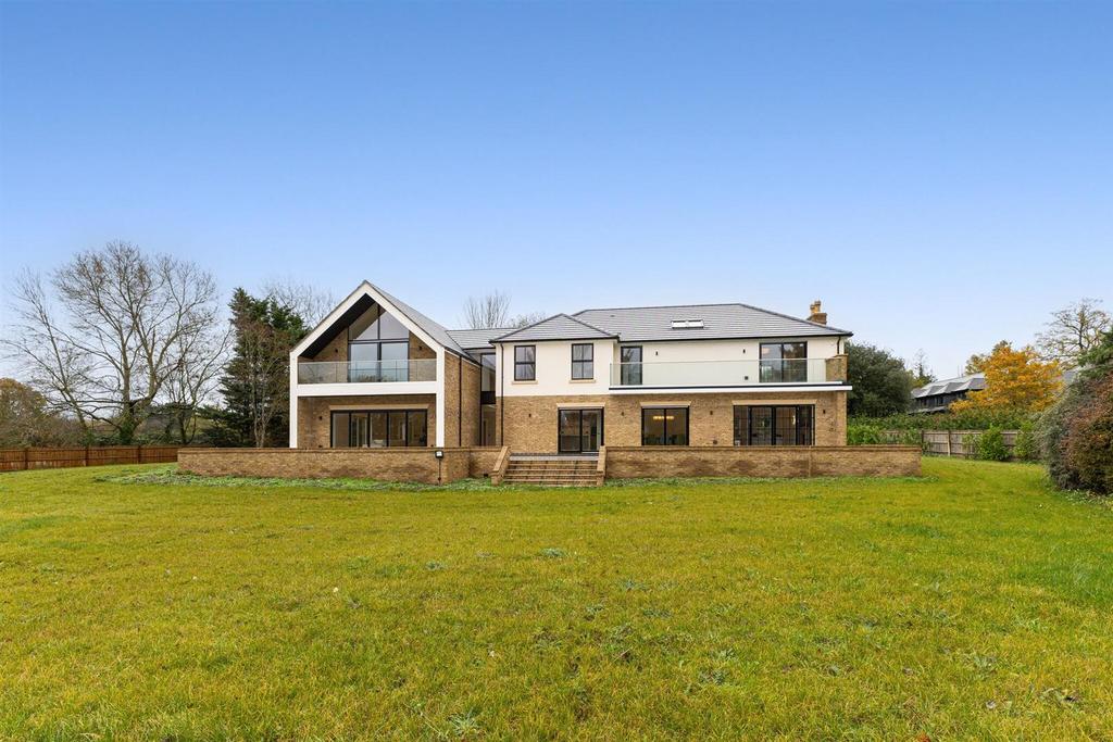 100464 Winkfield Hall North Street Winkfield (46) 