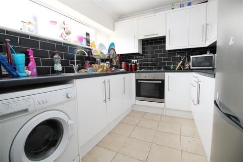 undefined, Broadfield, Crawley