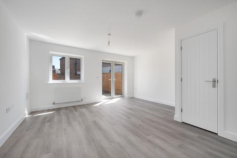 2 bedroom semi-detached house to rent, Charles Dyer Close, Melton Mowbray