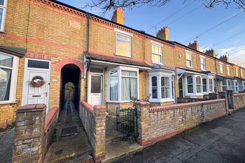 3 bedroom terraced house to rent, Queens Road, Fletton, Peterborough, PE2 8BP