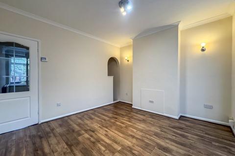 3 bedroom terraced house to rent, Queens Road, Fletton, Peterborough, PE2 8BP