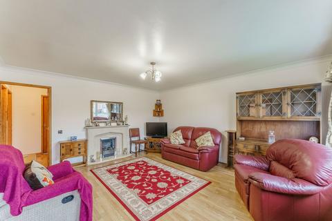 3 bedroom semi-detached bungalow for sale, Bridle Walk, Selby YO8