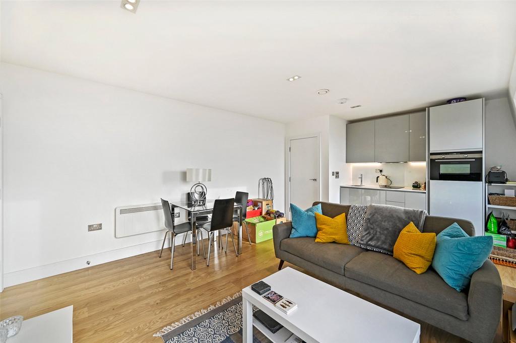 Living/Kitchen