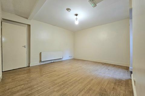 3 bedroom maisonette to rent, Shardeloes Road, London, SE14