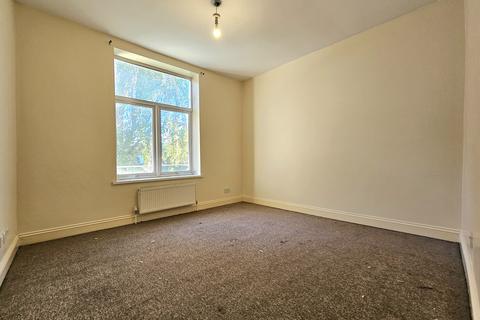 3 bedroom maisonette to rent, Shardeloes Road, London, SE14