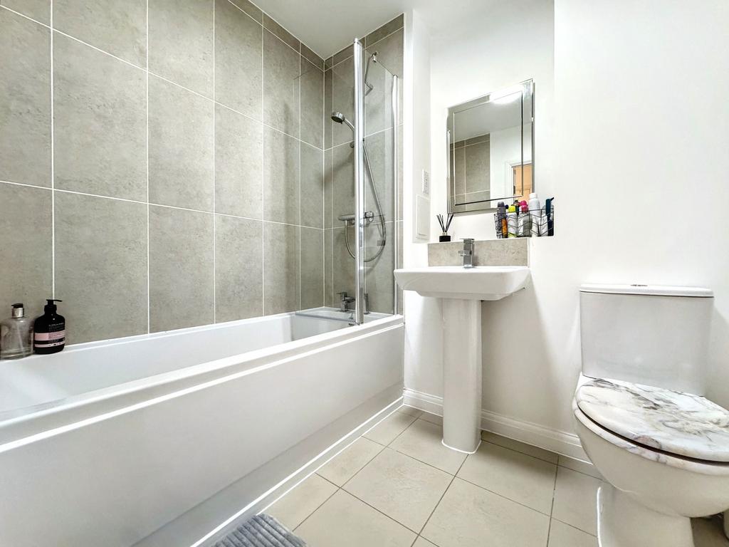 Family bathroom