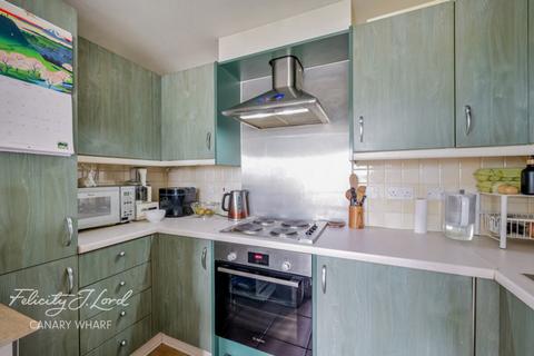 2 bedroom apartment for sale, St Davids Square, London E14