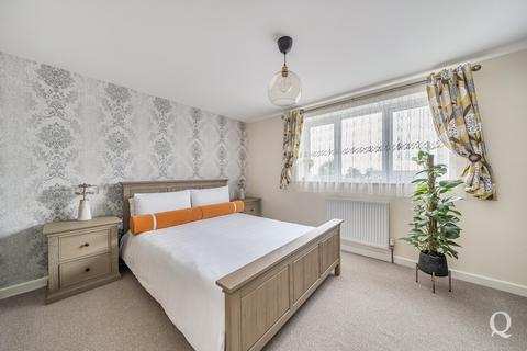 3 bedroom terraced house for sale, High Street, Milton Regis, Sittingbourne, Kent, ME10