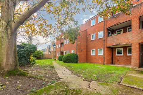 2 bedroom flat to rent, South Lane, New Malden KT3