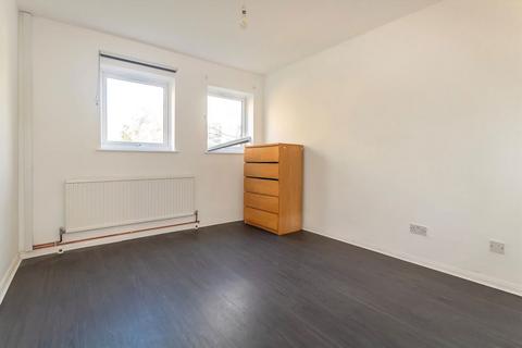 2 bedroom flat to rent, South Lane, New Malden KT3