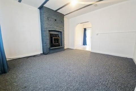 3 bedroom semi-detached house to rent, Clovelly Avenue, St. Helens, WA9