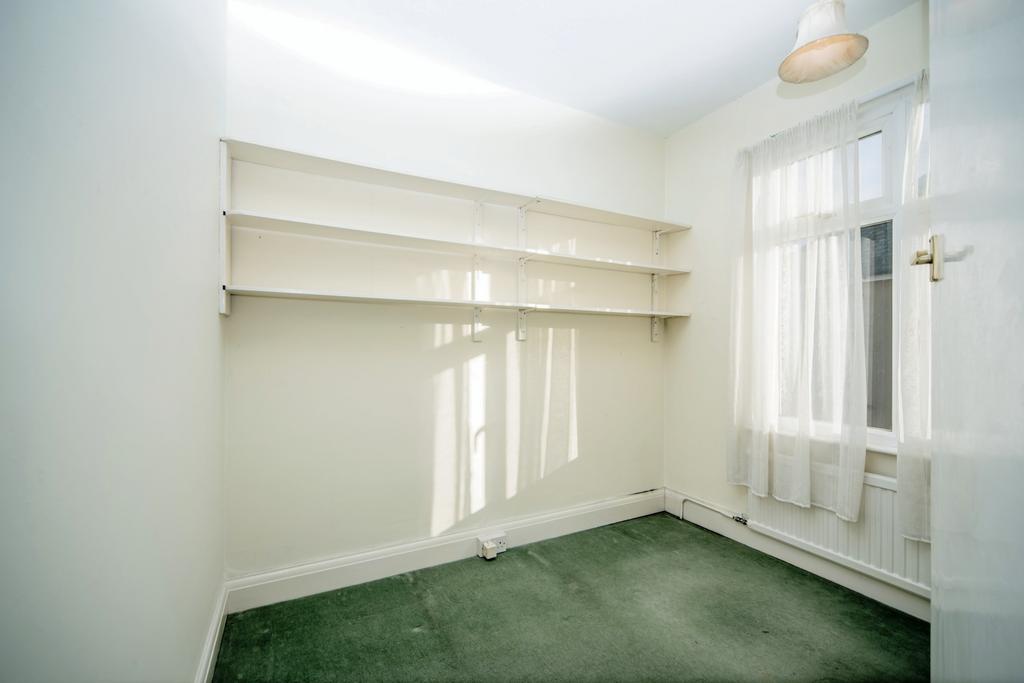 268 Kimbolton Road (