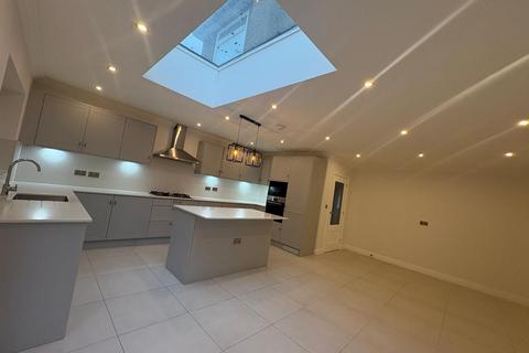 undefined, Brooklyn Way, West Drayton
