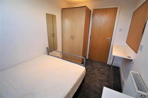 undefined, Winston Gardens, Headingley, Leeds, LS6 3LA