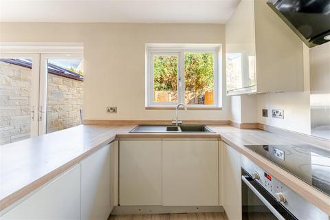 3 bedroom semi-detached house for sale, Three bedroom home in a quiet cul-de-sac in Yatton village
