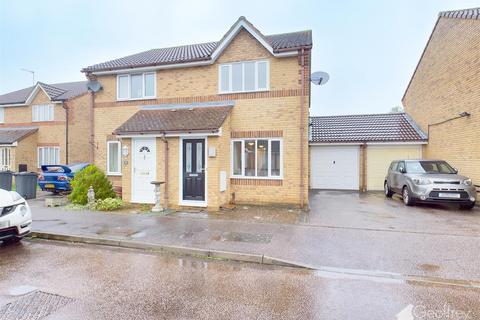 undefined, Sweyns Mead, Chells Manor, Stevenage SG2