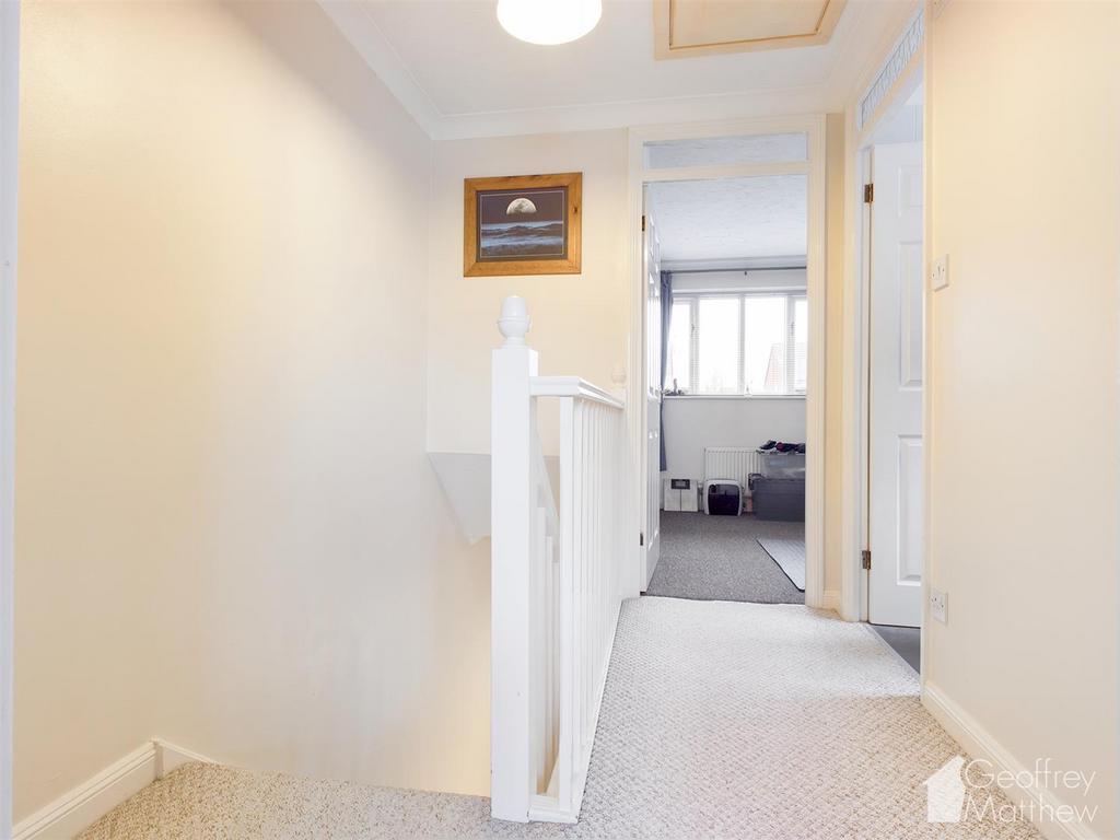 CAM00768 P1-PR0031-STILL08.jpg