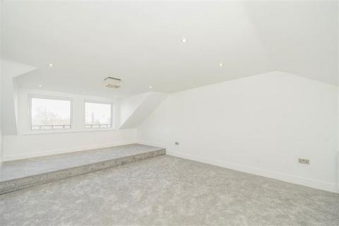 3 bedroom flat to rent, Mowbray Road, London NW6