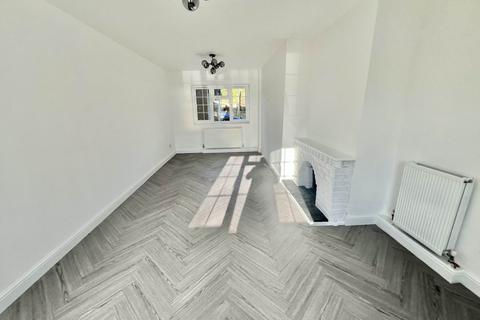 undefined, Saxon Close, Brentwood CM13