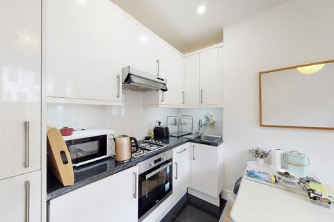 2 bedroom flat to rent, St Thomas's Road, Finsbury Park