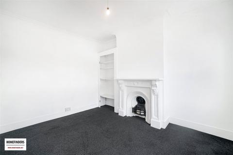 undefined, Dersingham Avenue, London, E12