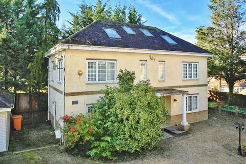 undefined, Alison Close, Eastcote, HA5