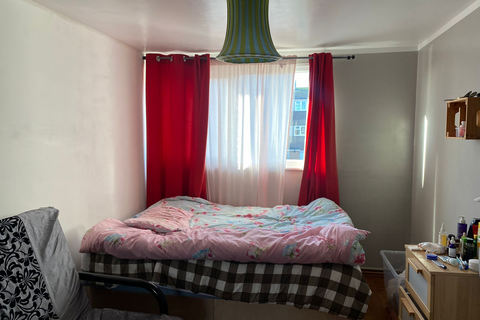 undefined, Waleys Close, Luton LU3