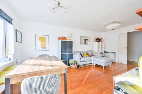 2 bedroom flat to rent, Goodwin Close, Rotherhithe, London, SE16