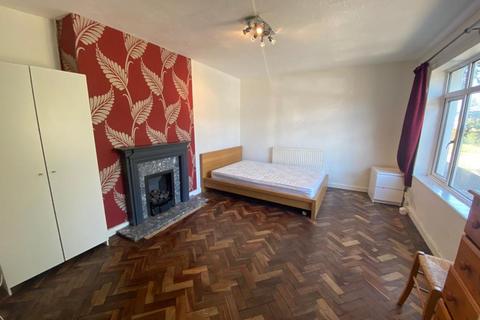 undefined, Applegarth Avenue, Guildford, GU2