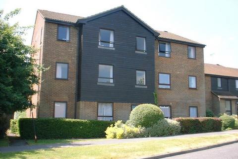 2 bedroom apartment to rent, Kingfisher Drive, Guildford GU4